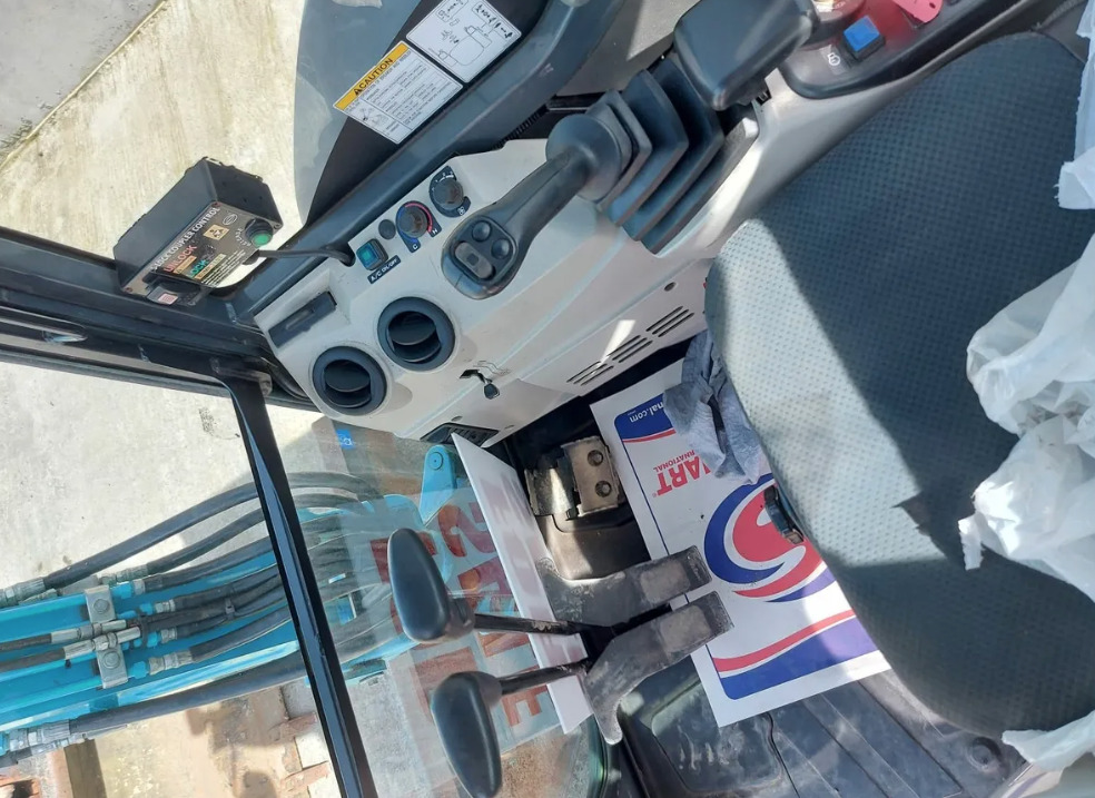 Mini bager KOBELCO SK28SR-6: slika 12