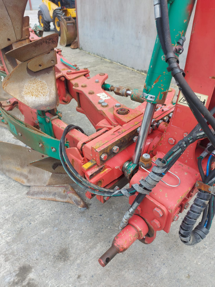 KVERNELAND ES100-200 - Plug: slika 4 KVERNELAND ES100-200 - Plug: slika 4