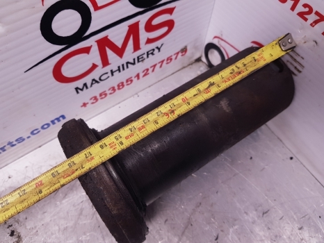 Case David Brown 1690, 1694, 1590, 1594 Clutch Release Bearing Carrier K200355 - Kvačilo i delovi za Poljoprivredna mašina: slika 4 Case David Brown 1690, 1694, 1590, 1594 Clutch Release Bearing Carrier K200355 - Kvačilo i delovi za Poljoprivredna mašina: slika 4