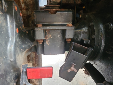 Case Jx80, Jx90 New Holland Td80d, Td90d Plus Rear Half Axle Lhs 5098577 - Zadnja osovina: slika 4 Case Jx80, Jx90 New Holland Td80d, Td90d Plus Rear Half Axle Lhs 5098577 - Zadnja osovina: slika 4
