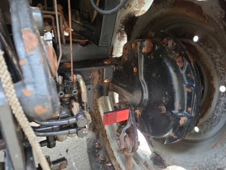 Case Jx80, Jx90 New Holland Td80d, Td90d Plus Rear Half Axle Rhs 5098565 - Zadnja osovina: slika 1 Case Jx80, Jx90 New Holland Td80d, Td90d Plus Rear Half Axle Rhs 5098565 - Zadnja osovina: slika 1