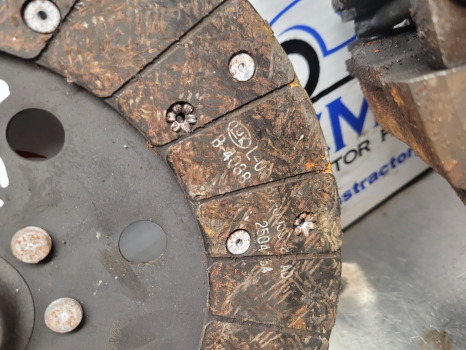 Case Jx80 New Holland Td80, Td80d Clutch Kit 228018610, 5097925, 47953610 - Kvačilo i delovi za Traktor: slika 4 Case Jx80 New Holland Td80, Td80d Clutch Kit 228018610, 5097925, 47953610 - Kvačilo i delovi za Traktor: slika 4
