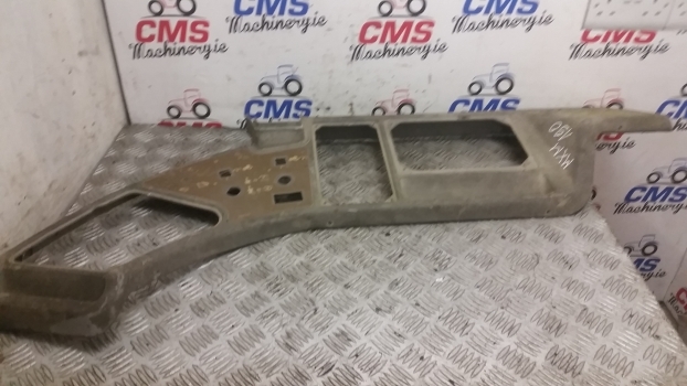 Case Mxm120, Mxm130, Mxm140, Mxm155, Mxm175, Mxm190 Cab Console Panel 82038962 - Kabina i enterijer za Traktor: slika 1 Case Mxm120, Mxm130, Mxm140, Mxm155, Mxm175, Mxm190 Cab Console Panel 82038962 - Kabina i enterijer za Traktor: slika 1