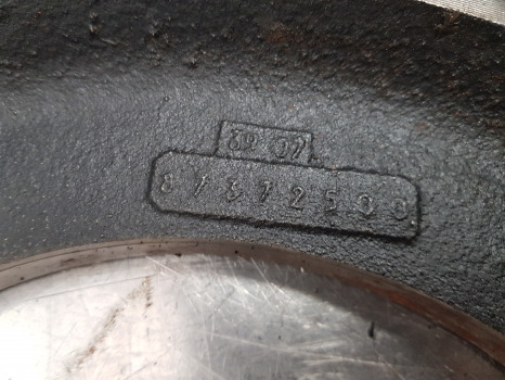 Case New Holland T6070, T6000, Puma Steyr T6050 Rear Axle Brake Spacer 87372500 - Zadnja osovina: slika 3 Case New Holland T6070, T6000, Puma Steyr T6050 Rear Axle Brake Spacer 87372500 - Zadnja osovina: slika 3