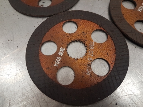 Caterpillar Th62 Brake Disc Kit 8i3881, 8q2445, 7380761004, Im2647, 475796 - Kočioni diskovi za Teleskopski upravljač: slika 3 Caterpillar Th62 Brake Disc Kit 8i3881, 8q2445, 7380761004, Im2647, 475796 - Kočioni diskovi za Teleskopski upravljač: slika 3
