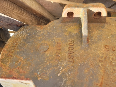 Claas Ares 836, 816, 826 Rear Axle Housing Lhs 6005029451, 6005029419, 0261b04 - Zadnja osovina: slika 5 Claas Ares 836, 816, 826 Rear Axle Housing Lhs 6005029451, 6005029419, 0261b04 - Zadnja osovina: slika 5