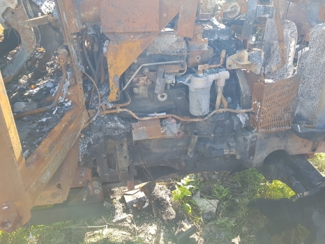 Claas Arion 420 A21 Front, Rear Axle, Engine, Transmission, Lift, Pto Parts - Motor: slika 5 Claas Arion 420 A21 Front, Rear Axle, Engine, Transmission, Lift, Pto Parts - Motor: slika 5