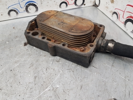 Claas Arion 600 Series 640 Engine Oil Cooler 0011613210, 0011350580 - Hladnjak ulja za Traktor: slika 4 Claas Arion 600 Series 640 Engine Oil Cooler 0011613210, 0011350580 - Hladnjak ulja za Traktor: slika 4