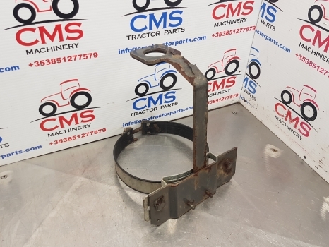 Claas Arion 640, 500, 600 Air Reservoir Clamp 0021528691, 0021879101 - Delovi kočnica za Traktor: slika 4 Claas Arion 640, 500, 600 Air Reservoir Clamp 0021528691, 0021879101 - Delovi kočnica za Traktor: slika 4