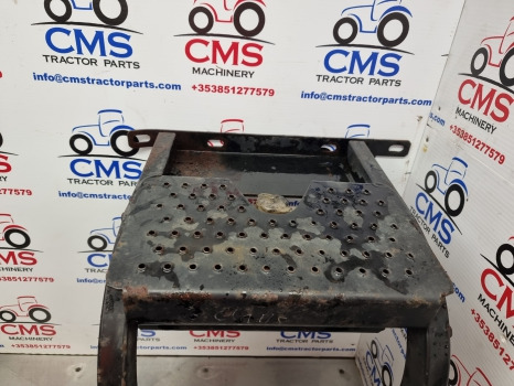 Prag Claas Arion 640, 600, 500 Series, Cab Footstep, Step Rhs 0012602832, 0011091547: slika 8