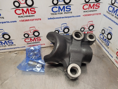 Claas Case Mccormick Carraro Si Front Axle Swivel Housing Lhs 11659, 066656 - Prednja osovina: slika 1 Claas Case Mccormick Carraro Si Front Axle Swivel Housing Lhs 11659, 066656 - Prednja osovina: slika 1