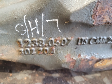 Claas Scorpion 732, 736, 741 Front Axle Housing Lhs Rhs 12380507, 0019215710 - Prednja osovina: slika 2 Claas Scorpion 732, 736, 741 Front Axle Housing Lhs Rhs 12380507, 0019215710 - Prednja osovina: slika 2