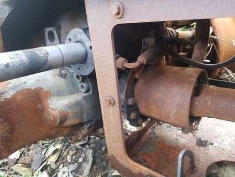 Claas Scorpion 732, 736, 741 Rear Axle Differential Unit Complete 0019216100 - Zadnja osovina: slika 3 Claas Scorpion 732, 736, 741 Rear Axle Differential Unit Complete 0019216100 - Zadnja osovina: slika 3