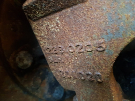 Claas Scorpion 732, 736 Front Lhs Rear Axle Rhs Hub Complete 0019230840 - Zadnja osovina: slika 2 Claas Scorpion 732, 736 Front Lhs Rear Axle Rhs Hub Complete 0019230840 - Zadnja osovina: slika 2