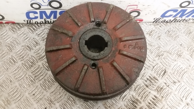 David Brown 1200, 1390, 1394,1290, 1294, 990, 995 Brake Drum K917989, 920433 - Kočioni bubnjevi za Traktor: slika 2 David Brown 1200, 1390, 1394,1290, 1294, 990, 995 Brake Drum K917989, 920433 - Kočioni bubnjevi za Traktor: slika 2