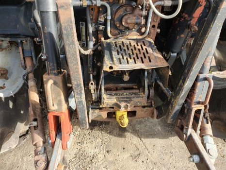 Deutz Agrotron 135 Engine, Cab, Transmission, Rear, Front Axle Parts Nut - Karoserija i eksterijer: slika 3 Deutz Agrotron 135 Engine, Cab, Transmission, Rear, Front Axle Parts Nut - Karoserija i eksterijer: slika 3