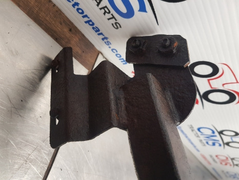 Deutz Agrotron 6120.40, 6 Ttv, Serie 6, Mudguard Panel Lhs 0.019.4398.3/20 - Blatobran: slika 5 Deutz Agrotron 6120.40, 6 Ttv, Serie 6, Mudguard Panel Lhs 0.019.4398.3/20 - Blatobran: slika 5