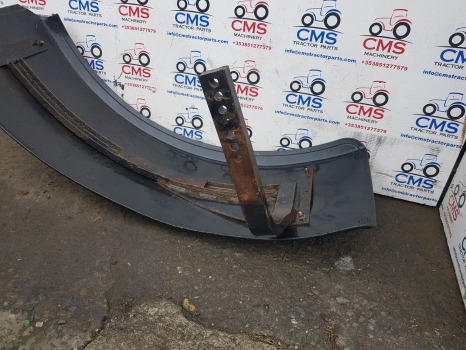 Deutz Agrotron M620 Cab Mudguard Carrier Support 04451212.3/10, 04451239/10 - Blatobran: slika 3 Deutz Agrotron M620 Cab Mudguard Carrier Support 04451212.3/10, 04451239/10 - Blatobran: slika 3