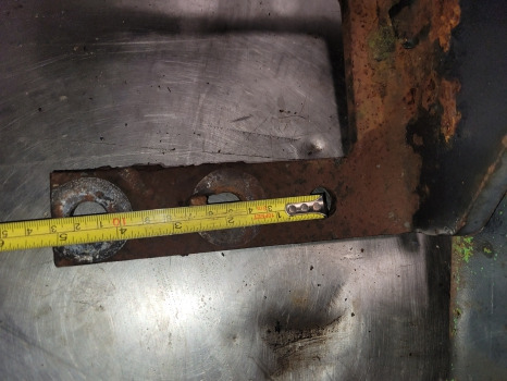 Deutz Agrotron Series 135, 120, 150, 6.05, 6.30 Ser Front Mudguard Bracket Kit 04416250 - Blatobran: slika 5 Deutz Agrotron Series 135, 120, 150, 6.05, 6.30 Ser Front Mudguard Bracket Kit 04416250 - Blatobran: slika 5