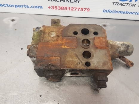 Deutz D07 7807,dx 120, 140, 160 Hydraulic Spool Valve 03593591 4335264r - Hidraulični ventil za Traktor: slika 5 Deutz D07 7807,dx 120, 140, 160 Hydraulic Spool Valve 03593591 4335264r - Hidraulični ventil za Traktor: slika 5