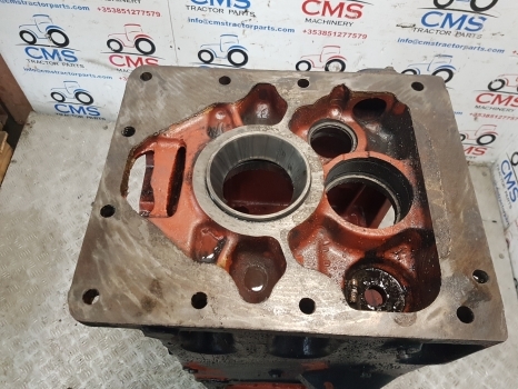 Deutz D7807c, D07c 6807, D07c7007 Transmission Housing 04341330, 4308937r - Menjač za Traktor: slika 3 Deutz D7807c, D07c 6807, D07c7007 Transmission Housing 04341330, 4308937r - Menjač za Traktor: slika 3