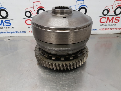 Fendt 700, 800, 900 Series, Fwd Clutch Shaft Assy 743100320220, 916100320012 - Prednja osovina: slika 2 Fendt 700, 800, 900 Series, Fwd Clutch Shaft Assy 743100320220, 916100320012 - Prednja osovina: slika 2