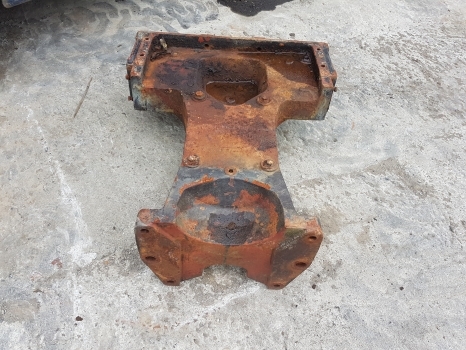 Fiat 70-90, 55-90, 60-90, 80-90 Front Axle Casting, Support 5120492, 5142827 - Prednja osovina za Traktor: slika 3 Fiat 70-90, 55-90, 60-90, 80-90 Front Axle Casting, Support 5120492, 5142827 - Prednja osovina za Traktor: slika 3