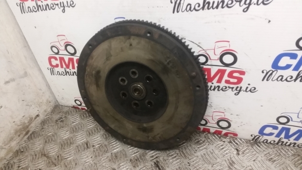 Fiat 780 Engine Flywheel And Ring Gear. |please Check By The Photos. - Zamajac za Traktor: slika 3 Fiat 780 Engine Flywheel And Ring Gear. |please Check By The Photos. - Zamajac za Traktor: slika 3