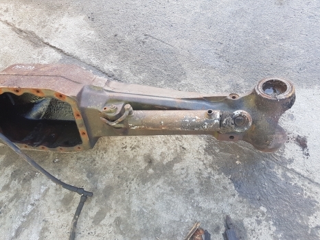 Fiat 90, F Series F120, F140, F130, 140-90 Front Axle Housing 5136886, 5162611 - Prednja osovina za Traktor: slika 5 Fiat 90, F Series F120, F140, F130, 140-90 Front Axle Housing 5136886, 5162611 - Prednja osovina za Traktor: slika 5