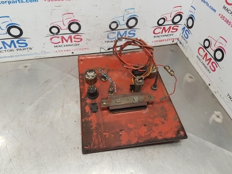 Fiat 980, Fiat 980dt, 680, 680dt, 880dt Instrument Panel 000000 - Kabina i enterijer za Traktor: slika 5 Fiat 980, Fiat 980dt, 680, 680dt, 880dt Instrument Panel 000000 - Kabina i enterijer za Traktor: slika 5