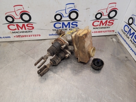 Fiat F Series F120, F130, F140 Brake Master Cylinder 5145630, 5145631, 82003369 - Kočioni cilindar za Poljoprivredna mašina: slika 1 Fiat F Series F120, F130, F140 Brake Master Cylinder 5145630, 5145631, 82003369 - Kočioni cilindar za Poljoprivredna mašina: slika 1