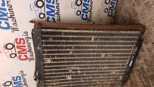 Fiat F Series F130, F140, F120, F115 Conditioning Condenser Radiator 5155716 - Hladnjak klime za Traktor: slika 4 Fiat F Series F130, F140, F120, F115 Conditioning Condenser Radiator 5155716 - Hladnjak klime za Traktor: slika 4