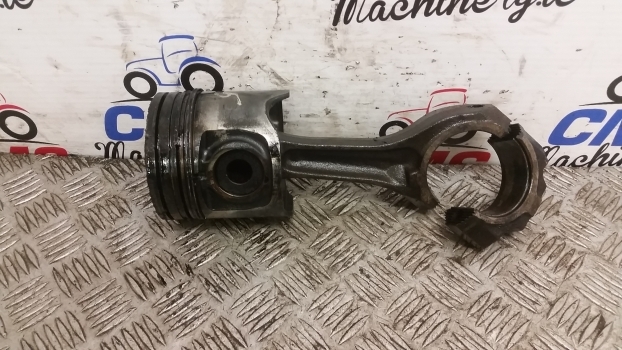 Fiat, Ford F, 90, 93, 94, L, 35, Tl F140 Piston And Con Rod 1930914, 98461753 - Klipovi/ Prstenovi/ Izolatori za Traktor: slika 4 Fiat, Ford F, 90, 93, 94, L, 35, Tl F140 Piston And Con Rod 1930914, 98461753 - Klipovi/ Prstenovi/ Izolatori za Traktor: slika 4