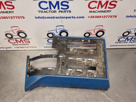Ford 10, 30, Tw Series 7610, 6610, 5610, Sq Cab Quadrant Panel E9nn19n710aa11b - Kabina i enterijer: slika 2 Ford 10, 30, Tw Series 7610, 6610, 5610, Sq Cab Quadrant Panel E9nn19n710aa11b - Kabina i enterijer: slika 2