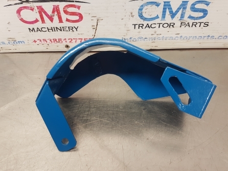 Ford 4000, 2000, 5100, 4340, 5340 Dynamo Generator Guard C7nn6n690a, 81819498 - Električni sistem za Traktor: slika 3 Ford 4000, 2000, 5100, 4340, 5340 Dynamo Generator Guard C7nn6n690a, 81819498 - Električni sistem za Traktor: slika 3