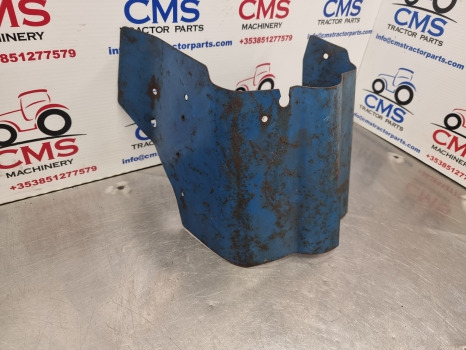 Ford 5000, 7000 Steering Column Cover - Kabina i enterijer: slika 2 Ford 5000, 7000 Steering Column Cover - Kabina i enterijer: slika 2