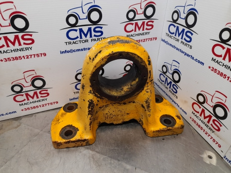 Ford 550 Swing Motor Retainer Top Plate Bracket 7703426 - Motor okretanja za Poljoprivredna mašina: slika 1 Ford 550 Swing Motor Retainer Top Plate Bracket 7703426 - Motor okretanja za Poljoprivredna mašina: slika 1