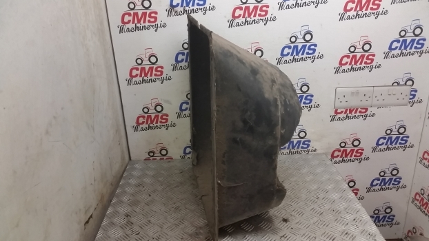 Ford 6710, 7710 Radiator Cowling E5nn8146ba, E5nn8146da - Sistem za hlađenje za Traktor: slika 2 Ford 6710, 7710 Radiator Cowling E5nn8146ba, E5nn8146da - Sistem za hlađenje za Traktor: slika 2