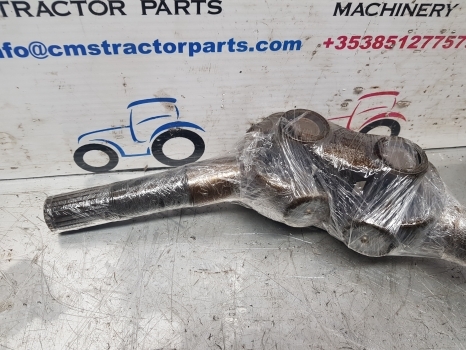 Ford 6810, 7610, 7810, 7910 Carraro 709 Front Axle Drive Shaft Car121566 - Polosovina za Traktor: slika 2 Ford 6810, 7610, 7810, 7910 Carraro 709 Front Axle Drive Shaft Car121566 - Polosovina za Traktor: slika 2