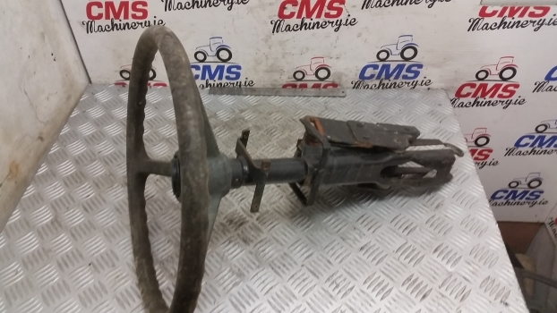 Ford 7840, 40 Series Steering Column Assembly With Steering Wheel 82009382 - Volan za Traktor: slika 2 Ford 7840, 40 Series Steering Column Assembly With Steering Wheel 82009382 - Volan za Traktor: slika 2