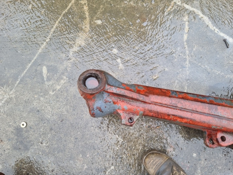 Ford 8240, 8340, 7840, Fiat M, Front Axle Complete 5164350, 5164349 - Osovina i delovi: slika 3 Ford 8240, 8340, 7840, Fiat M, Front Axle Complete 5164350, 5164349 - Osovina i delovi: slika 3