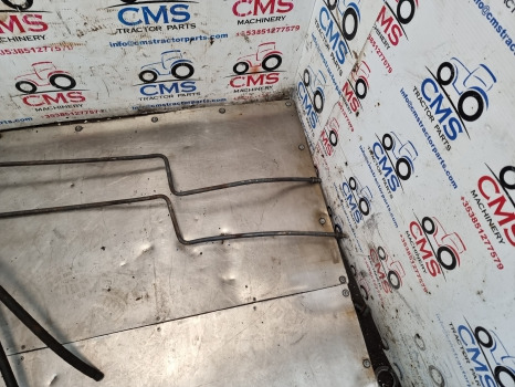 Ford 8340, 7840, 8240, Transmission Oil Cooler Pipes, Tubes 82006300, 82016764 - Radijator: slika 3 Ford 8340, 7840, 8240, Transmission Oil Cooler Pipes, Tubes 82006300, 82016764 - Radijator: slika 3
