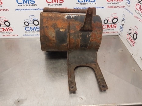 Ford New Holland 7840, 40 Series Air Filter Box 82008592, E9nn9c602cb11m - Filter za vazduh za Traktor: slika 1 Ford New Holland 7840, 40 Series Air Filter Box 82008592, E9nn9c602cb11m - Filter za vazduh za Traktor: slika 1