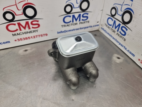 Ford Tw10, Tw Series, 9600 Brake Master Cylinder C7nn2140a, D3nn2140a - Kočioni cilindar za Poljoprivredna mašina: slika 3 Ford Tw10, Tw Series, 9600 Brake Master Cylinder C7nn2140a, D3nn2140a - Kočioni cilindar za Poljoprivredna mašina: slika 3