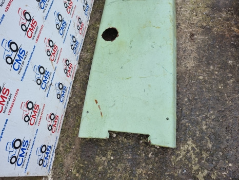 Hurlimann H6115, Same, Lamborghini, Cab Bonnet Hood Assy 0.010.0923.3 - Karoserija i eksterijer: slika 3 Hurlimann H6115, Same, Lamborghini, Cab Bonnet Hood Assy 0.010.0923.3 - Karoserija i eksterijer: slika 3