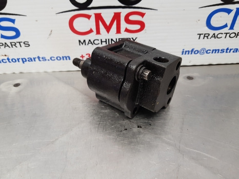 John Deere 1630,  6200, 2140, 2130 Engine Oil Pump Re35685, T20298, Ar59621 - Pumpa za ulje za Poljoprivredna mašina: slika 2 John Deere 1630,  6200, 2140, 2130 Engine Oil Pump Re35685, T20298, Ar59621 - Pumpa za ulje za Poljoprivredna mašina: slika 2