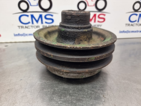 John Deere 1950, 2040, 2140, Crankshaft Pulley R70443 - Zatezač remena za Traktor: slika 3 John Deere 1950, 2040, 2140, Crankshaft Pulley R70443 - Zatezač remena za Traktor: slika 3