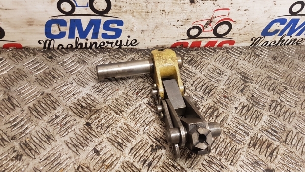 John Deere 40, 50, 41, 51 Series 3050, 3350 Handbrake Linkage T28486 - Delovi kočnica za Traktor: slika 1 John Deere 40, 50, 41, 51 Series 3050, 3350 Handbrake Linkage T28486 - Delovi kočnica za Traktor: slika 1