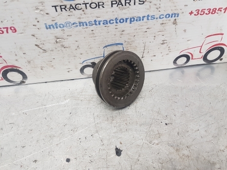 Lamborghini 1106, 1306 Same Laser 100, 110 Transmission Fwd Sleeve 0.202.3821.0 - Transmisija za Traktor: slika 4 Lamborghini 1106, 1306 Same Laser 100, 110 Transmission Fwd Sleeve 0.202.3821.0 - Transmisija za Traktor: slika 4