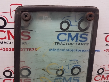 Landini Massey Ferguson 600 Series Cab Knee Glass With Rhs Seal 3301882m1 - Staklo i delovi za Traktor: slika 3 Landini Massey Ferguson 600 Series Cab Knee Glass With Rhs Seal 3301882m1 - Staklo i delovi za Traktor: slika 3